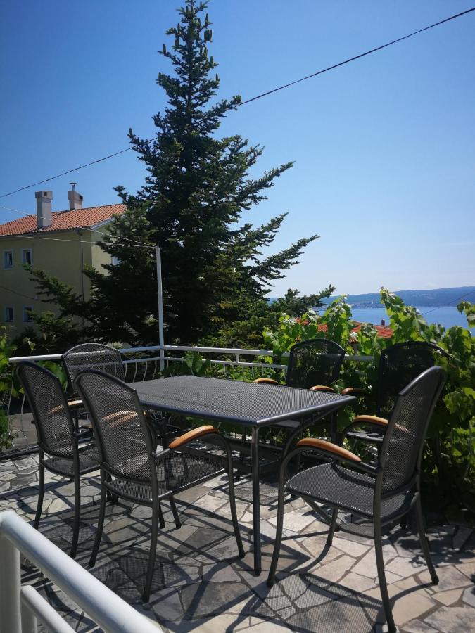 Apartment Maja Crikvenica Eksteriør billede