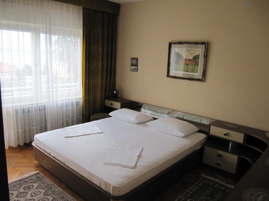 Apartment Maja Crikvenica Eksteriør billede